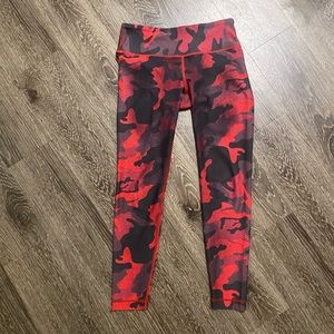 Red Camo Leggings